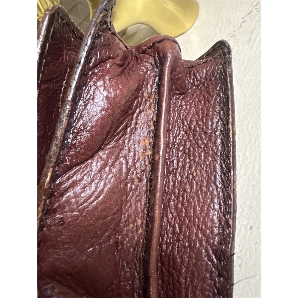 Vintage Mancini Leather Envelope Style Leather Crossbody Handbag With Lock/Key